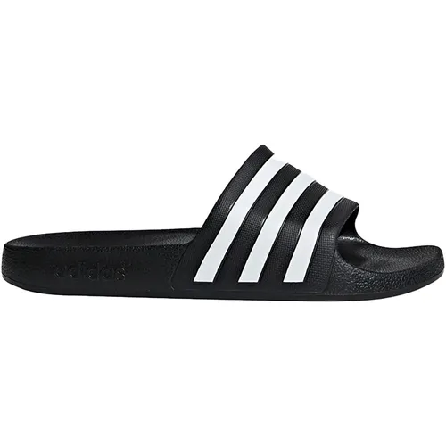 Adidas Adilette Aqua - Schwarz - Stylische Adilette für das Schwimmbad mit weicher Dämpfung und ikonischen 3-Streifen. Ideal für entspannte Momente nach dem Workout und perfekten Tragekomfort.