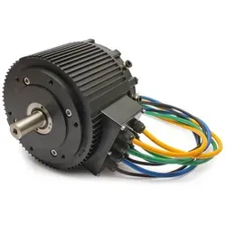 BLDC Motor 10kW - Flüssigkeitsgekühlter Brushless-DC Motor 96V - Heißklebepistolen, leistungsstarker 10kW Motor mit Flüssigkeitskühlung für effiziente Nutzung und lange Lebensdauer.