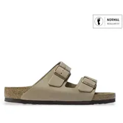 BIRKENSTOCK Herren Arizona Pantoletten, Oiled Tabacco Brown, 45 EU - Wanderschuhe mit geöltem Leder für optimalen Komfort und Langlebigkeit bei Outdoor-Aktivitäten.