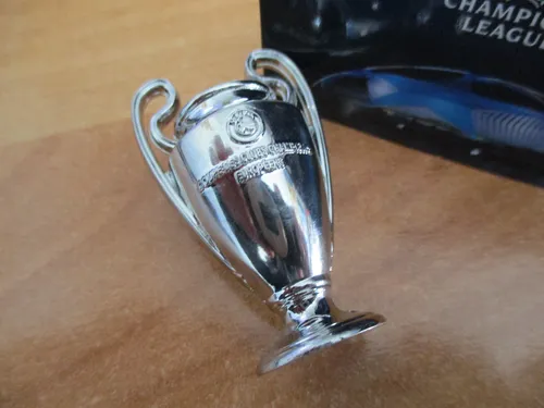 UEFA Champions League Pokalreplika Miniatur 3D freistehend