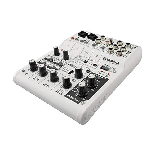 Yamaha AG06 6-Kanal Mischpult / 2 Mikrofon