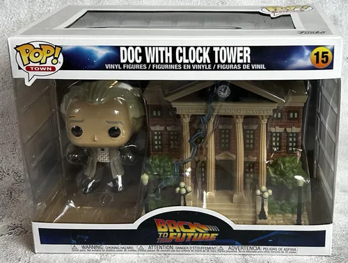 Funko Pop! Town: BTTF - Dr. Emmett Brown - Doc mit Clock Tower - Chibi Figuren - Hochwertige Vinyl-Sammelfigur mit 9,5 cm Höhe, ideal für Sammler und Fans von Back to the Future, perfektes Geschenk für jeden Anlass.