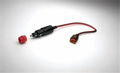 CTEK Comfort Connect Zigarettenanzünder-Kabel - Praktisches 400mm Kabel zur einfachen Verbindung von CTEK Ladegeräten mit 12V-Steckdosen. Ideal für effizientes Laden unterwegs, kompatibel mit vielen CTEK Modellen.