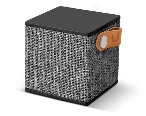 Fresh 'n Rebel Rockbox Cube Fabriq Bluetooth Lautsprecher - Audio-Docks & Mini-Lautsprecher mit hochwertigem Design und langlebigem Akku für kabellosen Musikgenuss überall.