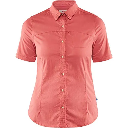 FJALLRAVEN F89846-307 High Coast Stretch Shirt SS W Dahlia S - Bequemes, leichtes Shirt aus strapazierfähigem Baumwoll-Polyamid-Mix. Ideal für aktive Tage im Freien.