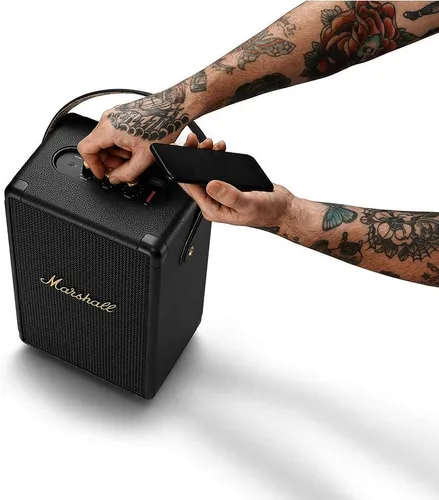 Marshall Tufton - Tragbarer Wireless Speaker in Black/Brass - Tragbarer Bluetooth-Lautsprecher mit IPX2-Schutz und kraftvollem Sound, ideal für unterwegs.