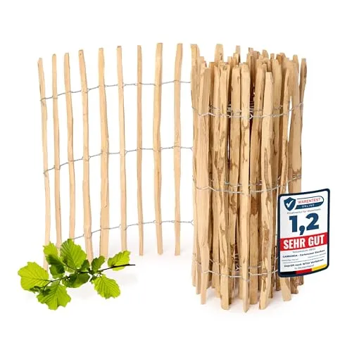 Garronda Holz-Zaun 5 m x 90 cm - Gartenzäune aus robustem Holz, ideal für Sichtschutz und Gartenabgrenzung, mit einem eleganten natürlichen Finish und einem Lattenabstand von 3-5 cm.
