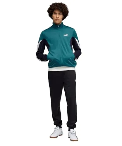 Puma Essentials Block Poly Suit emerald ice (41) M für Kinder - Stylischer und bequemer Kinderanzug von Puma, aus mindestens 95 % Recyclingmaterialien. Ideal für entspannte Tage, mit durchgehendem Reißverschluss und praktischen Taschen.