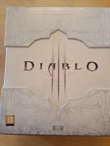 Diablo III 3 Collector's Edition D3 (PC) - VERSIEGELT - Exklusive Collector's Edition des beliebten Rollenspiels Diablo III für PC. Ein Muss für Sammler und Fans, bietet besondere Inhalte und hochwertige Verpackung.