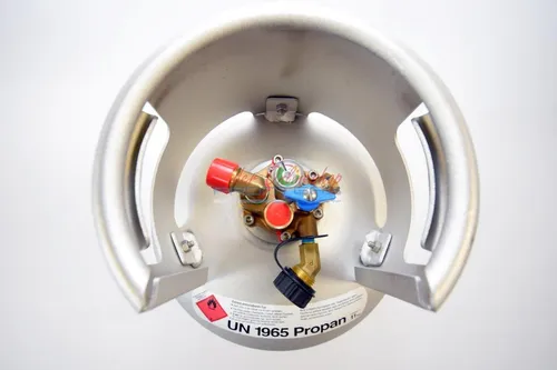 Wiederbefüllbare Alugas Gasflasche 11 KG - Sonstiger Camping-Küchenbedarf, leichtes Aluminium-Material und ideal für nachhaltiges Camping mit 11 KG Füllgewicht.
