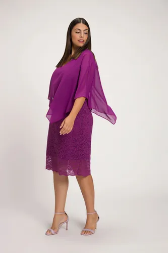 Ulla Popken Plus Size Abendkleid mit Chiffon-Cape - Abendkleid für Damen in großen Größen, mit elegantem Chiffon-Cape und Spitzensaum – perfekt für festliche Anlässe.