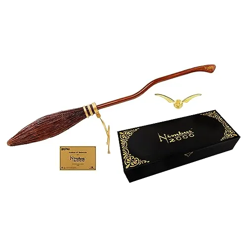 Cinereplicas Harry Potter Nimbus 2000 Junior Broom - Puppen, Sammelfigur - Authentische Nachbildung des berühmten Besens, ideal für Sammler und Fans der Harry Potter Reihe.