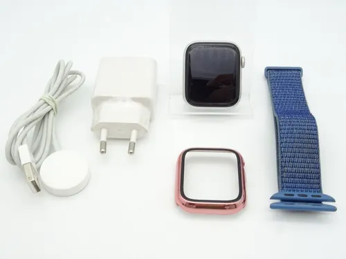 Original Apple Watch Nike+ Series 4 (A1978) - GPS, 44mm - Smartwatch - Smartwatch mit GPS-Funktion, wasserdicht und ideal für Sportler, ausgestattet mit einem optischen Herzsensor und Edelstahlgehäuse.
