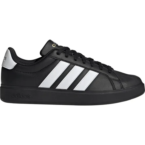 adidas Herren STREETTALK Schuhe - core Black/FTWR White/Matte Gold, 46 EU - Stylische Sneakers mit regulärer Passform, ideal für den Alltag. Das Synthetik-Obermaterial sorgt für Langlebigkeit und Komfort.