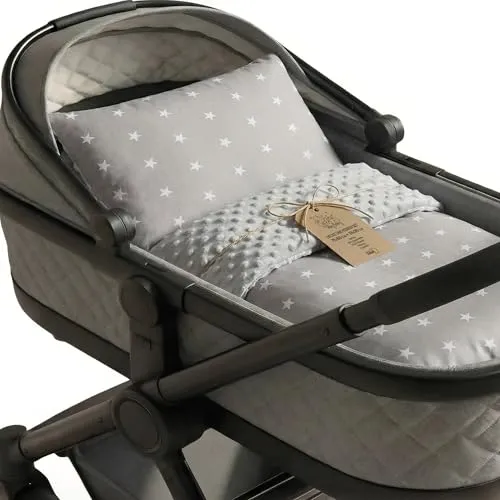 Totsy Baby Wohndecke Kuscheldecke 75x60 cm - Hochwertige Babydecke mit Kissen aus Baumwolle, ideal zum Kuscheln und für behütende Wärme. Beidseitig anwendbar und multifunktional als Krabbel- oder Schmusedecke.