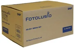 DNP Mediakit für DS RX1/HS - 15x20cm - Druckerpapier für 700 Fotos, ideal für professionelle Fotodrucker und Veranstaltungen, sorgt für brillante Druckergebnisse.
