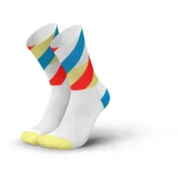 INCYLENCE Laufsocken mit leichter Kompression für Damen und Herren - Atmungsaktive Laufsocken mit optimaler Passform und Antiblasenschutz. Ideal für Jogging, Triathlon und Radfahren – für maximalen Komfort und Schutz bei jedem Schritt.