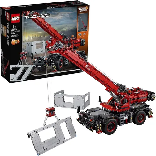 LEGO Technic Geländegängiger Kranwagen (42082) - Bauspielzeug mit Power Functions - Bauklötze & Bausteine: Der größte LEGO Technic Kran mit über 4.050 Teilen bietet motorisierte Funktionen und lässt sich in einen Mobilen Freifallhammer umbauen.