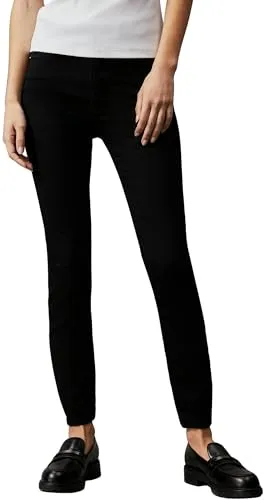 Calvin Klein Jeans HIGH RISE SUPER SKINNY ANKLE Hosen Damen, Denim Black, 30W - Stylische HIGH RISE SUPER SKINNY ANKLE Jeans für Damen, ideal für jeden Anlass. Hoher Tragekomfort und optimale Bewegungsfreiheit dank Stretchanteil. Perfekt kombinierbar für Büro oder Alltag.