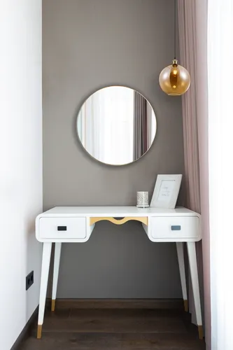 Mila Metallspiegel Gold - 50 x 50cm - Spiegel, runder Metallspiegel mit schmalem goldenen Rahmen, ideal zur Verschönerung Ihres Wohnraums und vielseitig kombinierbar.