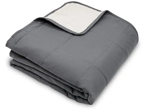 ZOLLNER Tagesdecke/Bettüberwurf gesteppt 100% Polyester, Grau - Bettdecken: Hochwertige Tagesdecke aus 100% Polyester mit stilvoller Rautensteppung, pflegeleicht und bis 40°C waschbar – für ein gemütliches Zuhause!
