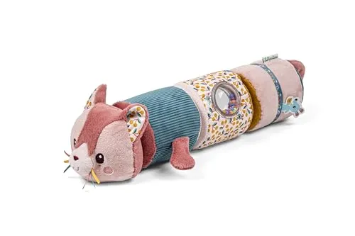 Lilliputiens Jeanne die Katze – 4-in-1 Geräuschrolle für Babys - Entdecken Sie die Klangrolle Jeanne von Lilliputiens! Fördert Motorik und Sinne ab 6 Monaten mit 4 zusammensteckbaren Zylindern. Das weiche Spielzeug regt zur Entdeckung an und bietet gleichzeitig Spaß und Sicherheit.