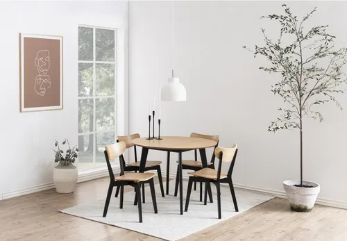 Mid.you Esstisch in Schwarz und Eiche - Runder Esstisch (105 cm) aus Eichenfurnier und massivem Kautschukholz, stilvoll und robust – ideal für gesellige Dinner oder Spieleabende.