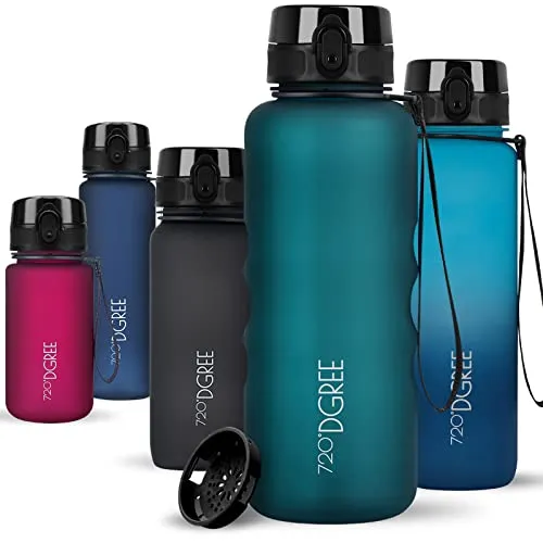 720DGREE Trinkflasche uberBottle Smaragd Green, 1,5L - Trinkflasche aus BPA-freiem Tritan, 100% dicht und stoßfest. Inklusive Sieb für fruchtige Erfrischung, ideal für Sport und Freizeit.