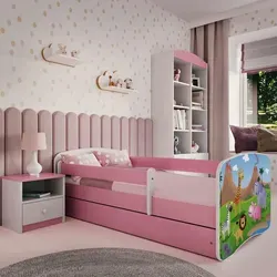 Raumhirsch Kinderbett Rosa 80x160 cm - Stabiles Kinderbett mit abnehmbarer Schutzschiene und geräumiger Schublade für Ordnung. Inklusive verstellbarem Lattenrost und waschbarer Matratze – ideal für ein sicheres und gemütliches Kinderzimmer.