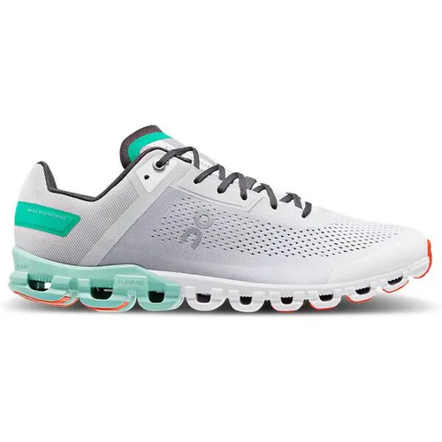 ON Herren Laufschuhe Cloudflow - Laufschuhe für Herren, leicht und voll gedämpft, ideal für Training und Wettkampf – entdecke hochwertige Sportartikel und trendige Bekleidung bei INTERSPORT.