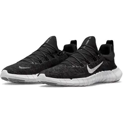 Nike FREE RUN 5.0 Laufschuh schwarz 36,5 EU - Atmungsaktiv, sportlich und mit hochgradiger Dämpfung für ein optimales Laufgefühl