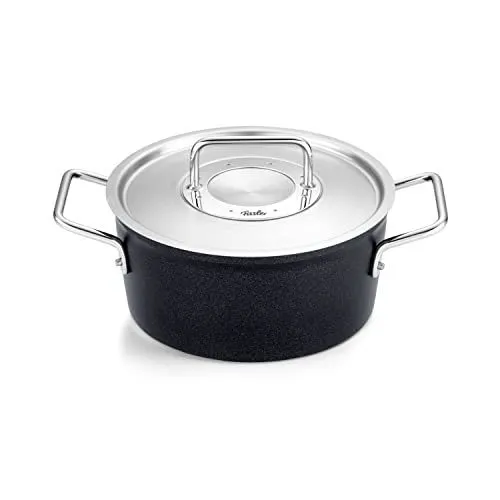Fissler Adamant Aluminium-Kochtopf 20 cm - Kochtopf mit 2,7L Fassungsvermögen und kratzfester Adamant®-Beschichtung für müheloses Kochen und Reinigen. Geeignet für alle Herdarten, inklusive Induktion.