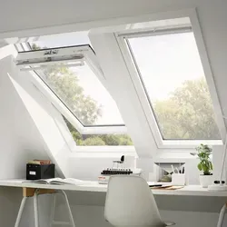 Velux Dachfenster GGU CK02 55 x 78 cm Thermo-Alu - Dachfenster mit hervorragender Wärmedämmung, ideal für energieeffiziente Wohnräume und sorgt für viel Tageslicht.