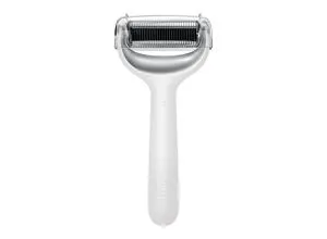 GESKE SmartAppGuided™ MicroNeedle Face & Body Roller 9 in 1 - Gesichtsroller mit revolutionärer Microneedling-Technologie für straffere und jüngere Haut. Inklusive Rosenquarz- und Kühlaufsatz für eine belebende Gesichtsmassage.