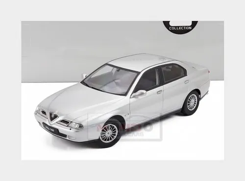 Alfa Romeo 166 1999 silber Modellauto 1:18 Triple9 - Modellauto im Maßstab 1:18 aus Die-Cast, detailgetreu mit OVP, ideal für Sammler und Fans der Marke Alfa Romeo.