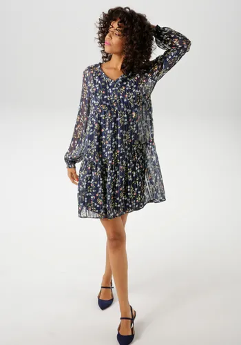 Aniston CASUAL Minikleid mit Glanzfäden und Blumendruck - Sommerkleid in eleganter Dobby-Qualität mit Jersey Unterkleid, ideal für schicke Anlässe. Der verzierte Blumendruck und der figurumspielende Schnitt machen es zum perfekten Highlight.