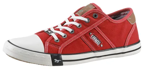 Mustang Shoes Sneaker - Atmungsaktiver Freizeitschuh in Rot - Sneaker low mit Mustang Markenlabel, atmungsaktivem Obermaterial und bequemer Baumwoll-Innensohle für sportlichen Komfort.