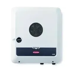 Fronius GEN24 12.0 SC PLUS Hybrid-Wechselrichter - Leistungsstarker 12 kVA Hybrid-Wechselrichter mit 2 MPPTs und 98,2% maximalem Wirkungsgrad, ideal für effiziente Solarstromnutzung.