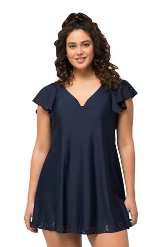 Ulla Popken Badekleid mit Flügelärmeln - Sportliches Badekleid in Schwarz mit Softschalen und modernem Lasercut-Muster, ideal für den Strand oder Pool. Hergestellt aus 80% recyceltem Polyamid, OEKO-TEX® zertifiziert.