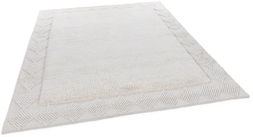 Wollteppich THEKO "Bergen - 630", wollweiß, 190x290 cm - Der handgewebte Bergen Teppich aus 100% Schurwolle bringt skandinavisches Design in Ihr Zuhause. Mit seiner weichen Oberfläche und der Fußbodenheizungseignung ist er ideal für moderne Wohn- und Schlafbereiche.