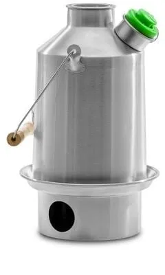 KELLY KETTLE Medium Scout Kettle 1.2 Liter Edelstahl - Wasserkocher aus Edelstahl mit 1.2L Fassungsvermögen, ideal für Outdoor-Abenteuer. Doppeltwandige Konstruktion und Kaminabzug ermöglichen das Erhitzen mit natürlichen Brennstoffen in Minuten.