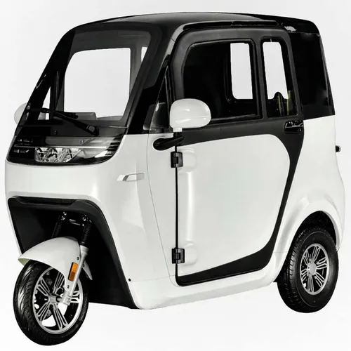 Kabinenroller Urban Hopper 1,5KW LED 45kmh COC Weiß - Der Urban Hopper bietet mit seiner Straßenzulassung und einer Reichweite von bis zu 80 km optimale Mobilität. Ideal für den täglichen Einsatz, überzeugt er durch sein kompaktes Design und eine hohe Benutzerfreundlichkeit.