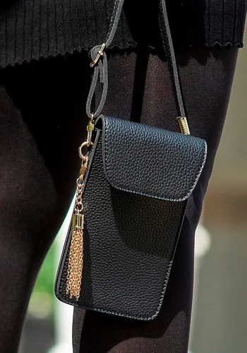 LASCANA Umhängetasche Handytasche - vegane Crossbody Bag mit Sichtfenster - Umhängetaschen mit praktischem Sichtfenster, ideal für unterwegs. Stilvolles Design aus 100% veganem Lederimitat in elegantem Schwarz.