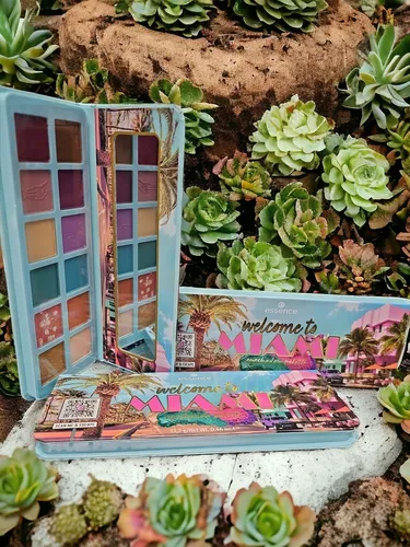 Essence  Welcome to Miami Lidschatten Palette Spiegel 12 Farbig Türkis Lachs Top
