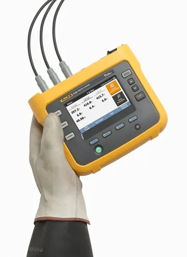 Fluke Energy Logger FLUKE-1732/B Leistungsanalysator - Tragbarer Energy Logger mit 4 Spannungseingangskanälen und 3 Stromeingangskanälen für präzise Leistungsmessung und Analyse.