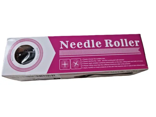Dermaroller Derma Roller 1mm 540 Nadeln für Hautpflege - Der Dermaroller mit 540 Nadeln fördert die Pflege und Regeneration der Haut. Ideal für Gesicht und Körper, sorgt er für ein verbessertes Hautbild und ein glattes Hautgefühl.