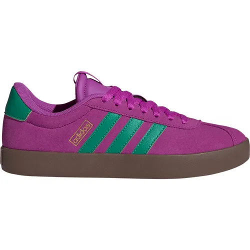 adidas Damen VL Court 3.0 Schuhe – Lila Burst/Court Green/Gold, 44 EU - Stylische Damen-Sneaker mit regulärer Passform und Schnürsenkeln. Der Dämpfungseffekt der Zwischensohle sorgt für hohen Tragekomfort, ideal für den Alltag.