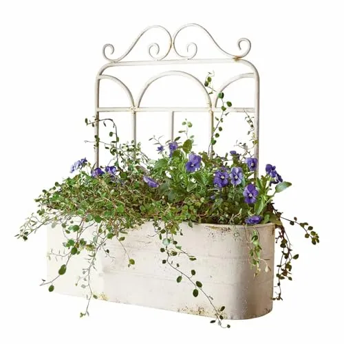 Loberon Pflanzkorb Marwin, Vintage-Look & Romantik pur - Garten-Zubehör mit feiner Handarbeit und verziertem Design aus Eisen im antikweißen Finish – ideal für stilvolle Pflanzenpräsentation.