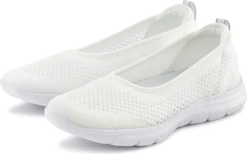 LASCANA Sneaker Ballerinas ultraleichter Slipper - Sneaker-Ballerinas in offwhite, ultraleichter Slip-On-Sneaker, ideal für Freizeit und vegan, bietet höchsten Tragekomfort.