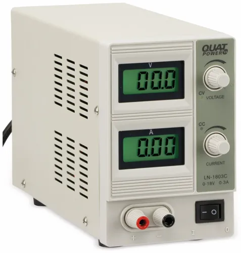QUATPOWER Labornetzgerät LN-1803C - 0...18 V / 0...3 A - Regelbares Labornetzgerät mit Sicherheitstransformator, ideal für präzise Spannungs- und Stromanpassungen in Laboren und Werkstätten.